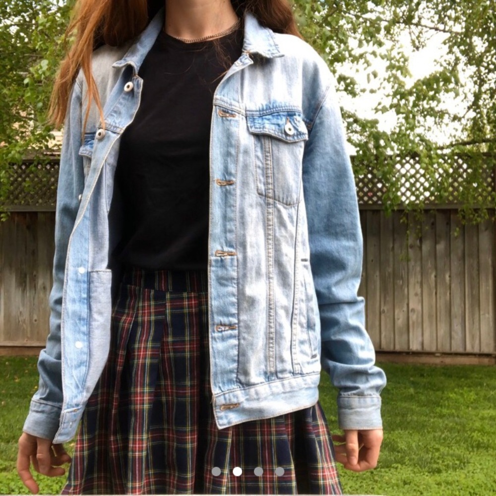 SOLD ON DEPOP - Picture 2 of 3